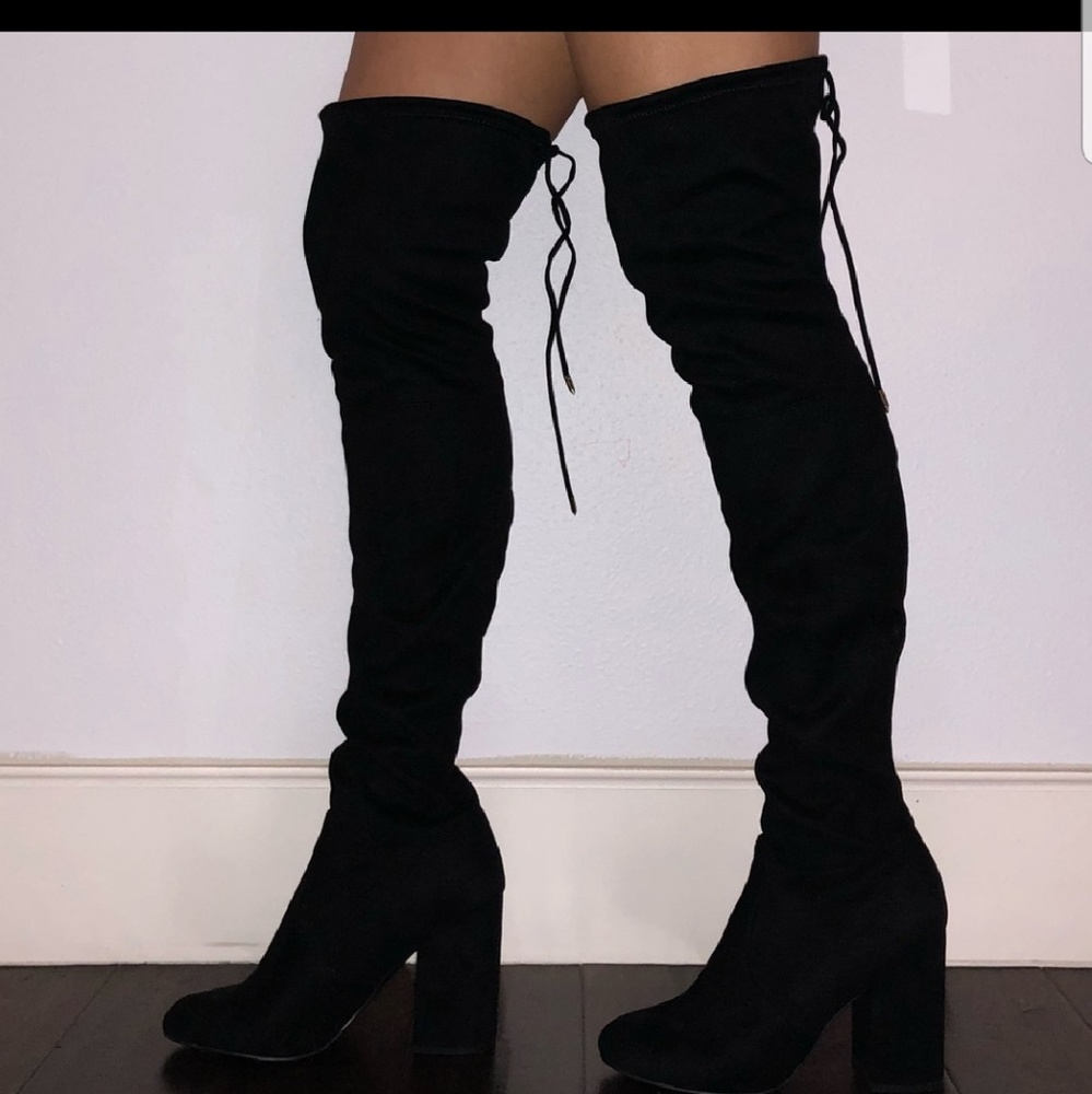 Steve Madden Black Suede Norris!!